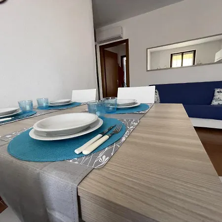Erika By La Via Del Mare Viaggi E Vacanze 아파트